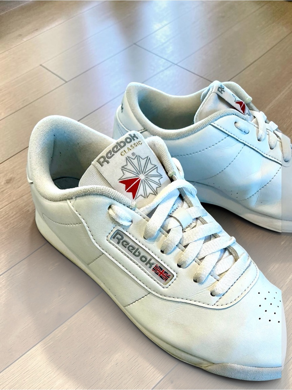 Reebok Classic White Princess Sneakers Walking Iconic Tennis Shoes Size 8